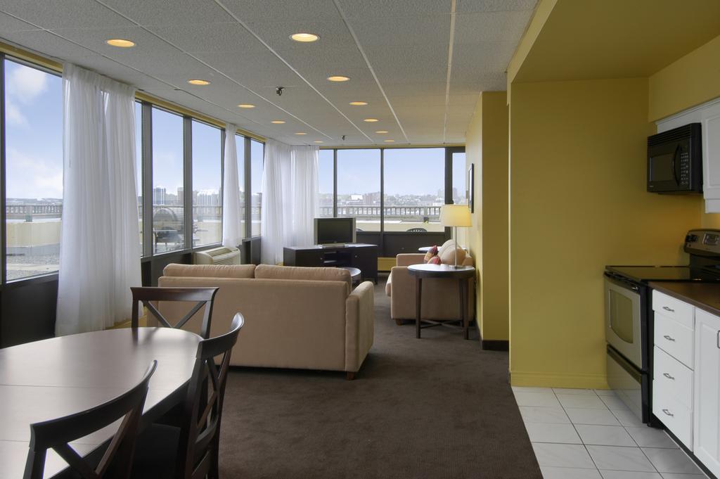 Dartmouth Oceanview Hotel Номер фото